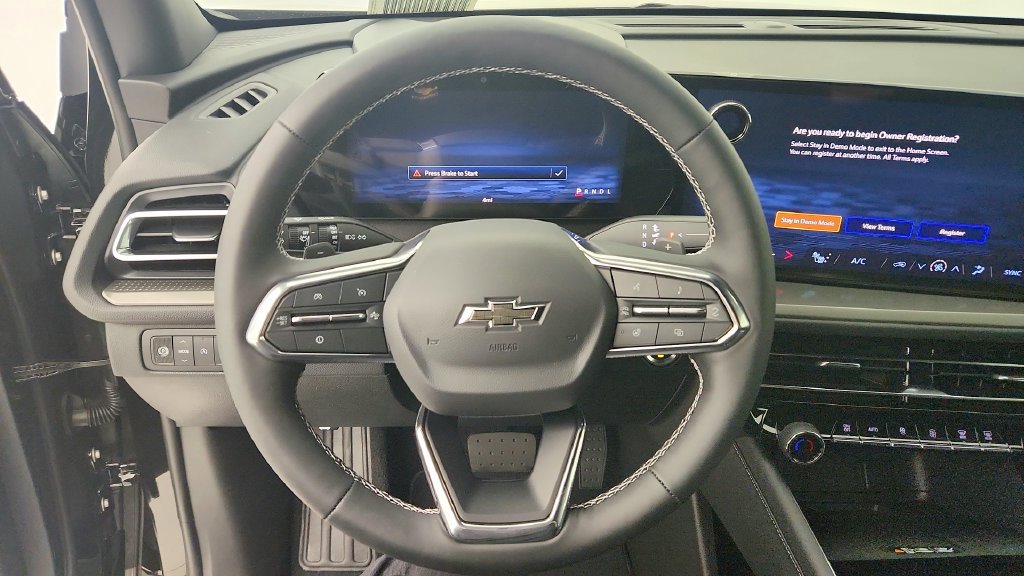 New 2027 Chevrolet Traverse LT w/ Driver Confidence Package FWD image 16