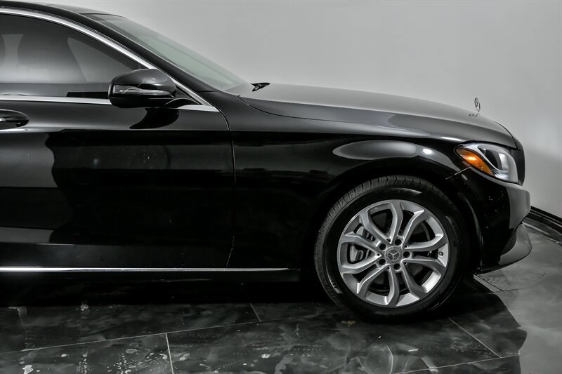 Used 2016 Mercedes-Benz C 300 4MATIC Sedan image 12