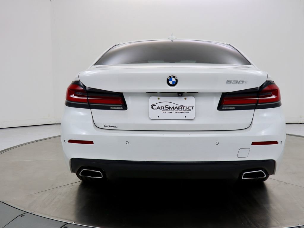 Used 2021 BMW 530i w/ Premium Package RWD image 4
