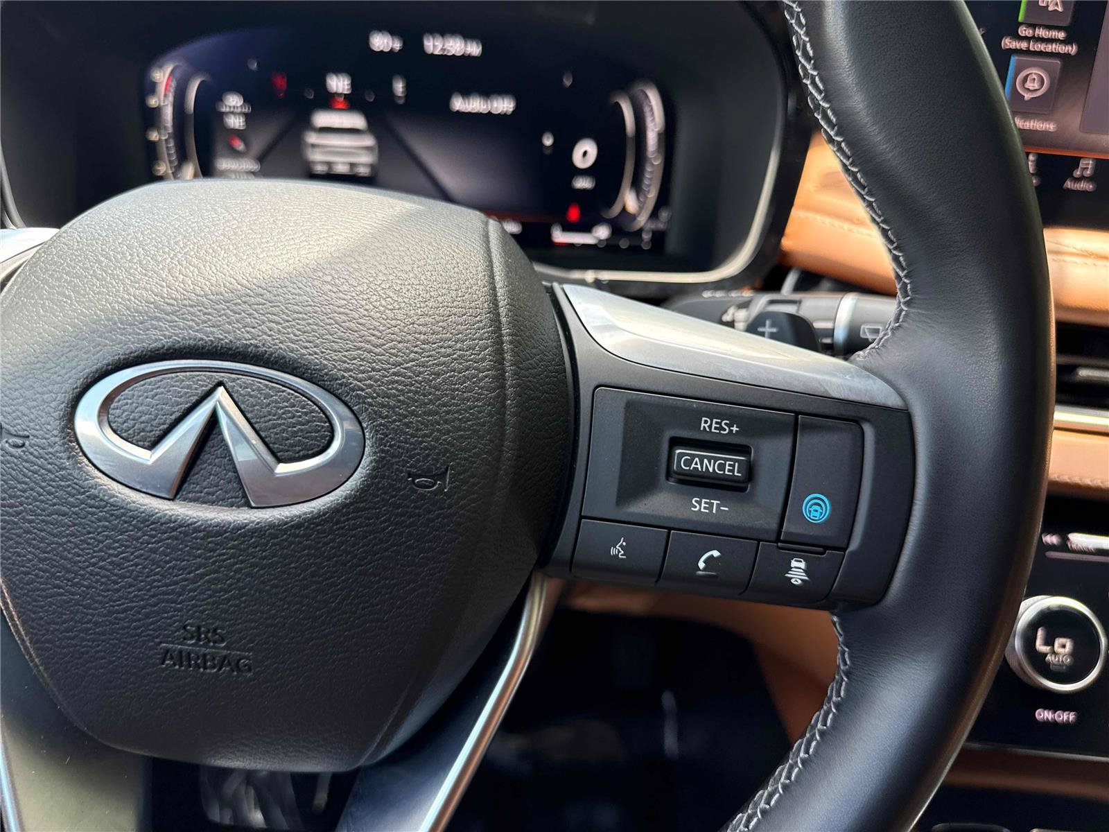 Used 2023 INFINITI QX60 Autograph w/ Cargo Package AWD/4WD image 19