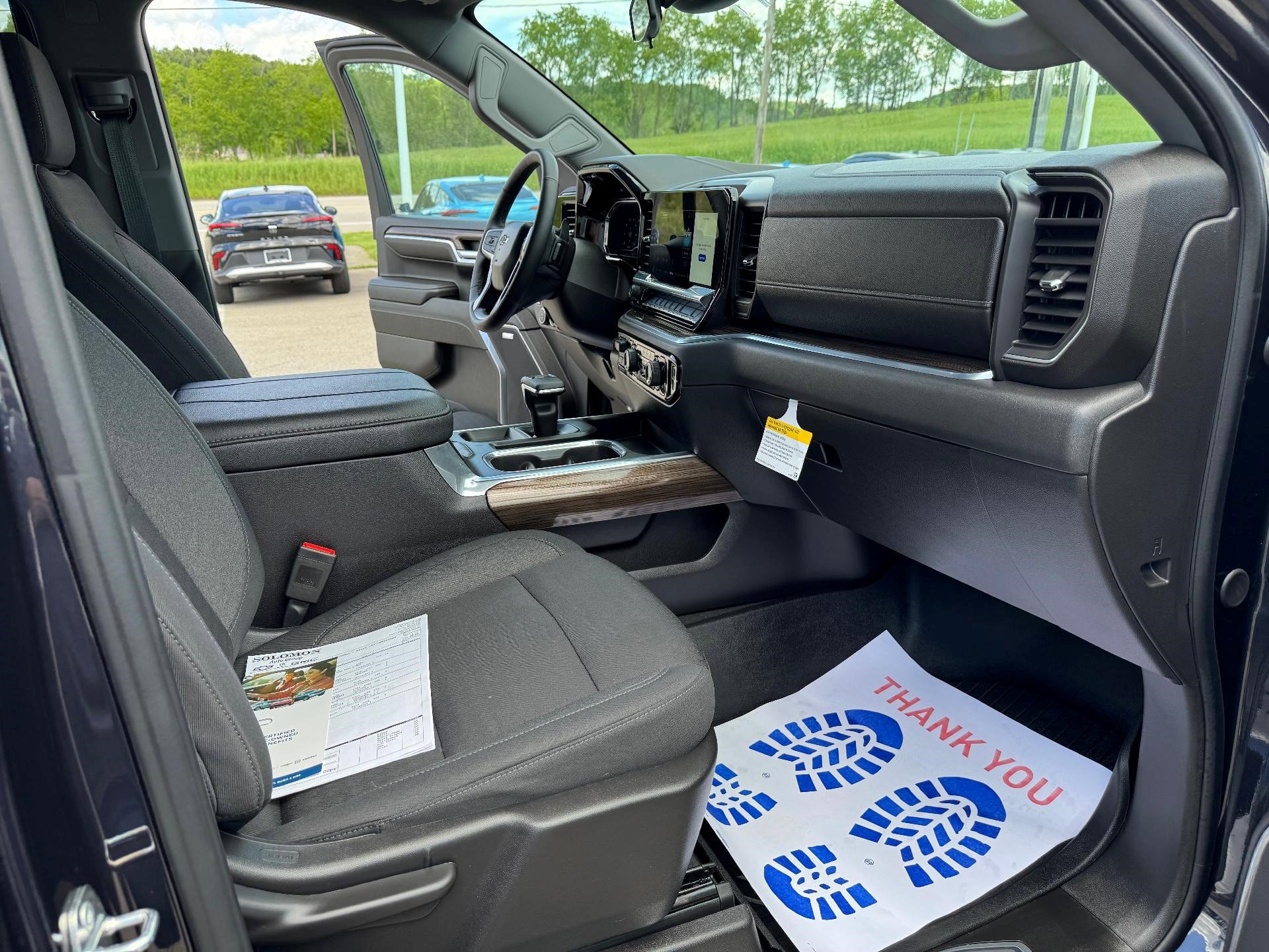 Certified 2024 Chevrolet Silverado 1500 LT Trail Boss w/ Convenience Package II image 28