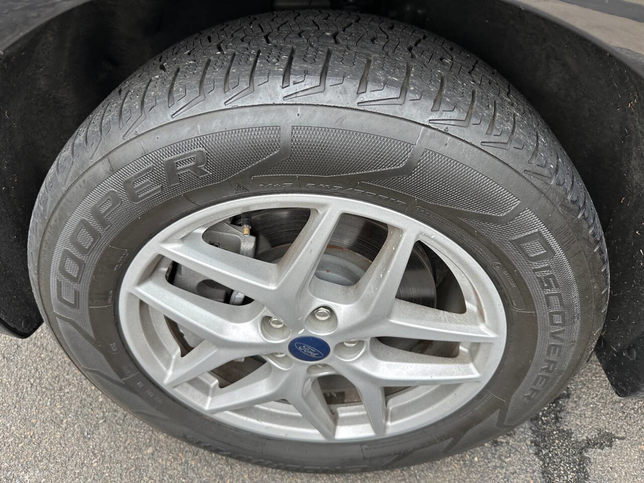 Used 2024 Ford Edge SEL image 29