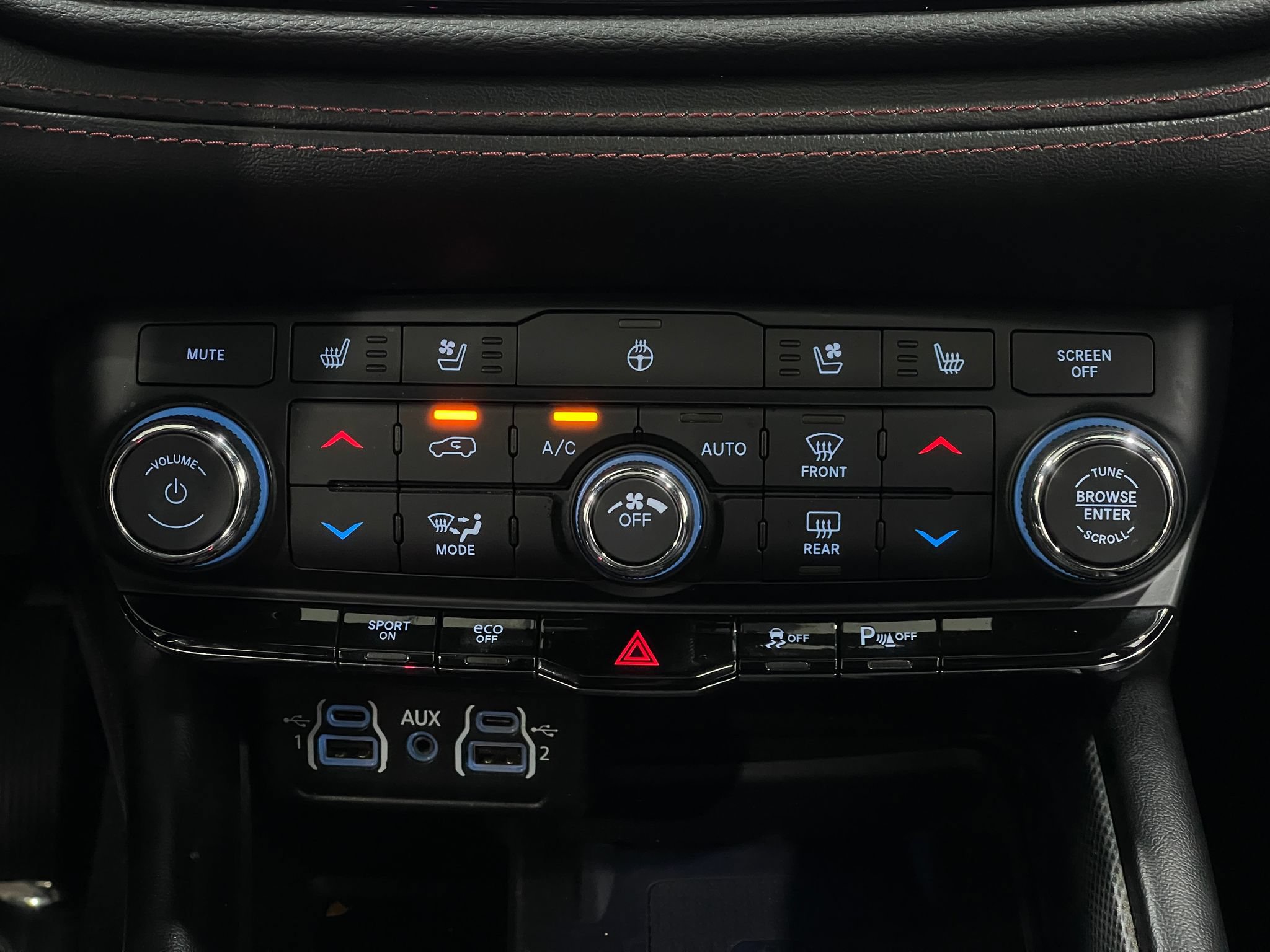 Used 2021 Dodge Durango R/T w/ Blacktop Package AWD/4WD image 24