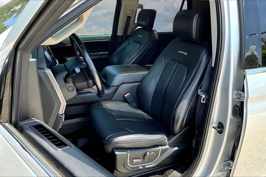 Certified 2019 Ford Expedition Platinum RWD image 23
