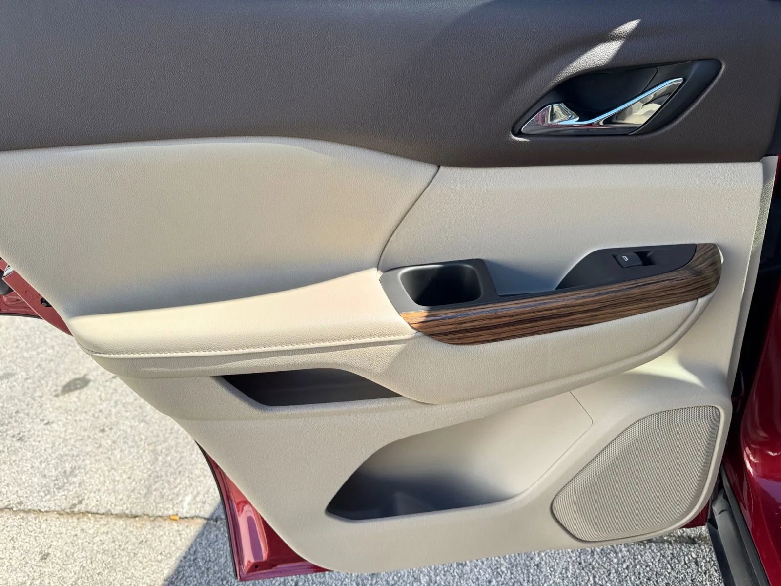 Used 2019 GMC Acadia Denali image 25