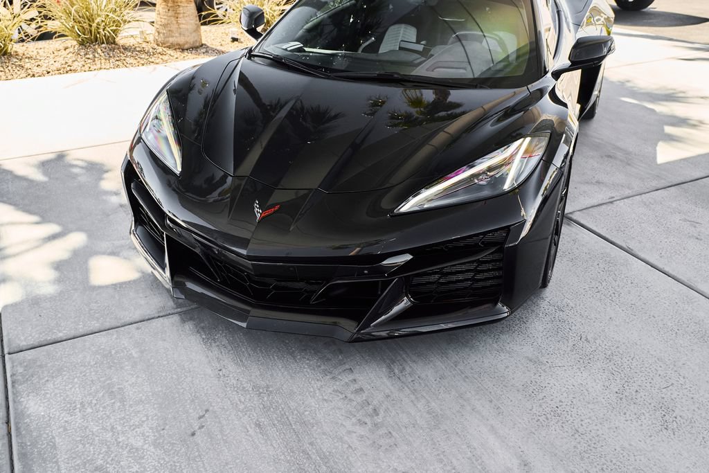 Used 2023 Chevrolet Corvette Z06 RWD image 7