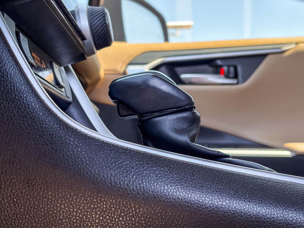 Used 2019 Toyota RAV4 Limited w/ All Weather Liner Package image 48