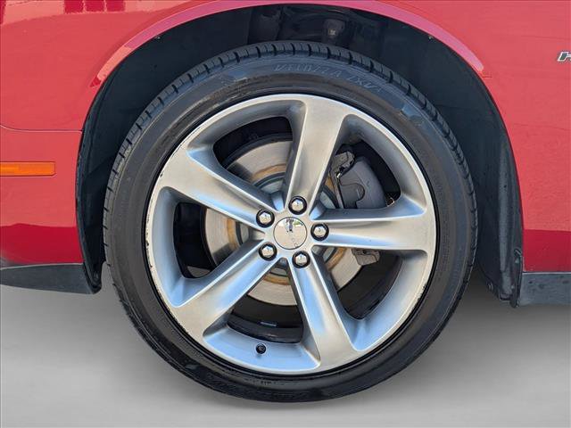 Used 2015 Dodge Challenger R/T w/ Quick Order Package 28B R/T RWD image 21