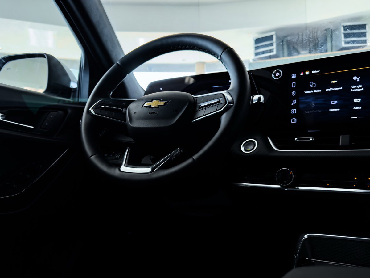 Used 2025 Chevrolet Equinox LT image 40