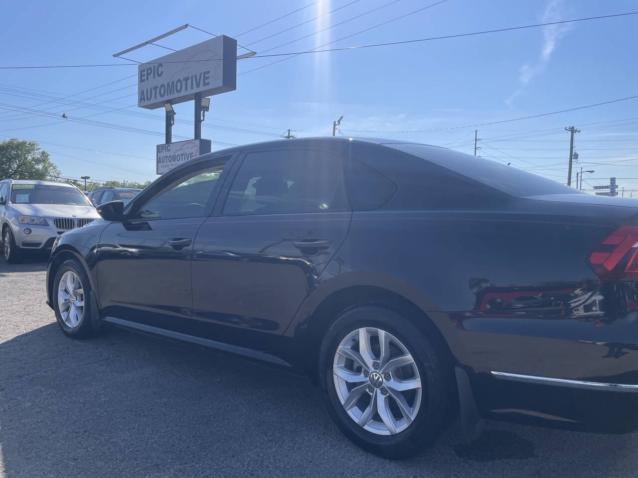 Used 2018 Volkswagen Passat 2.0T S FWD image 6