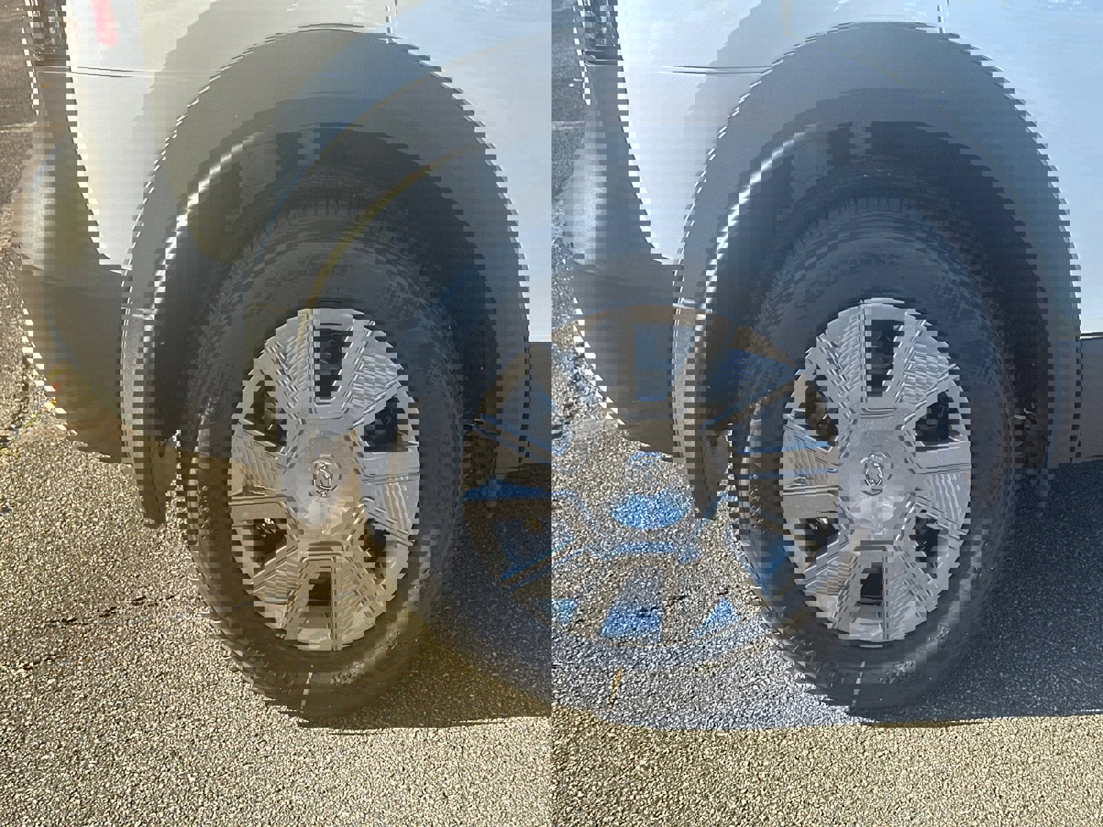 New 2026 Nissan Kicks S image 17