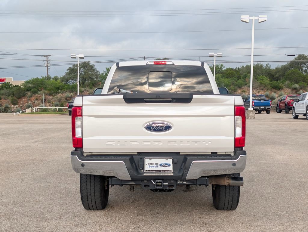 Used 2018 Ford F250 Lariat w/ Lariat Ultimate Package image 6