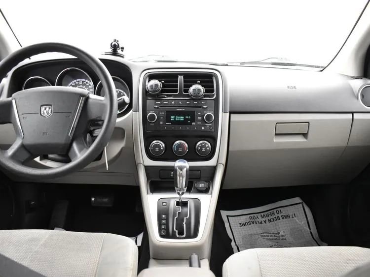 Used 2011 Dodge Caliber Mainstreet image 19