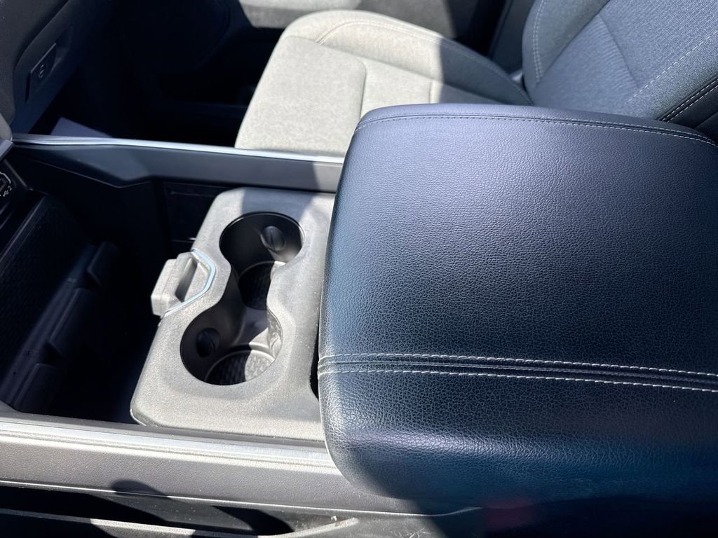 Used 2019 RAM 1500 Big Horn RWD image 21