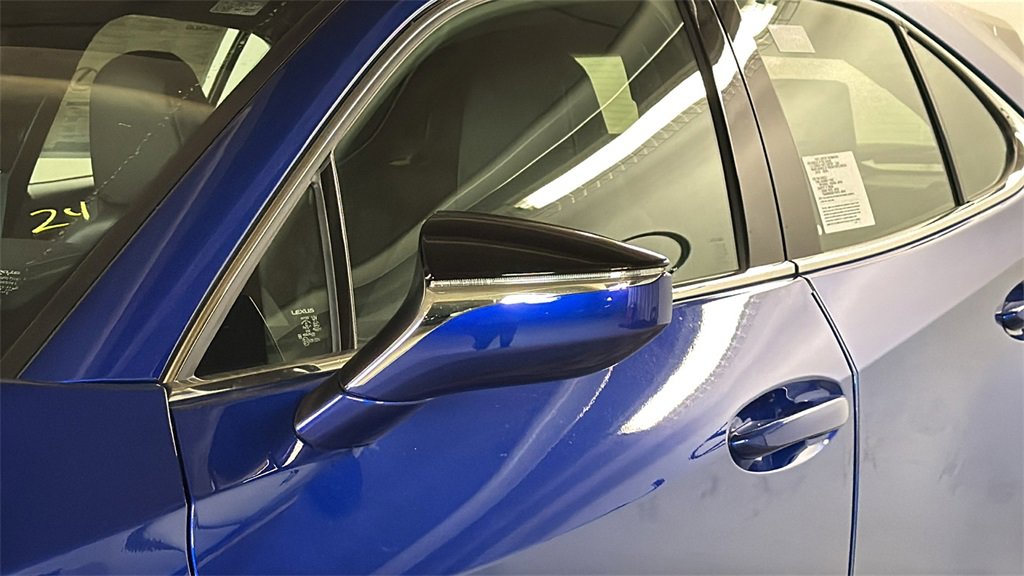 New 2025 Lexus UX 300h AWD image 5