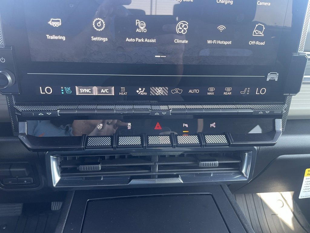 New 2026 GMC Hummer EV SUV image 19