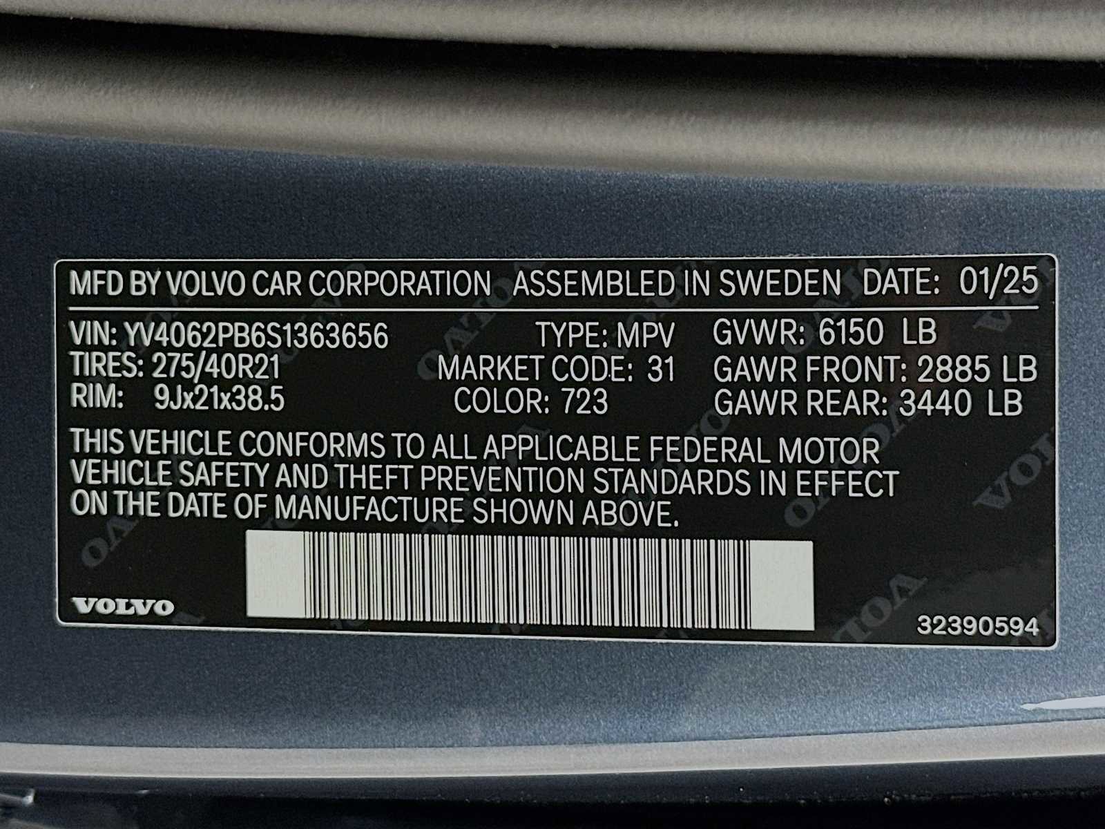 Used 2025 Volvo XC90 B6 Plus w/ Protection Package Premier image 32