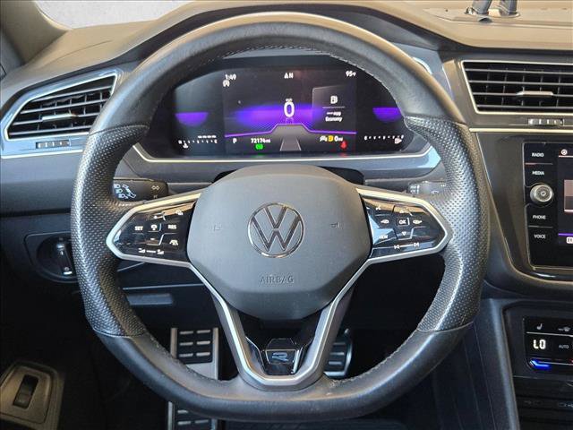 Used 2024 Volkswagen Tiguan SE R-Line FWD image 13