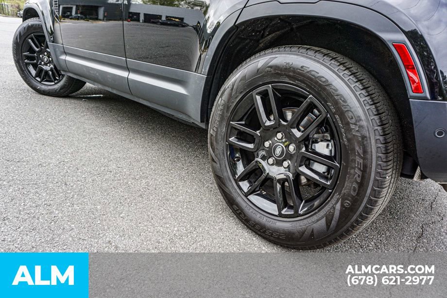 Used 2024 Land Rover Defender 110 S image 16