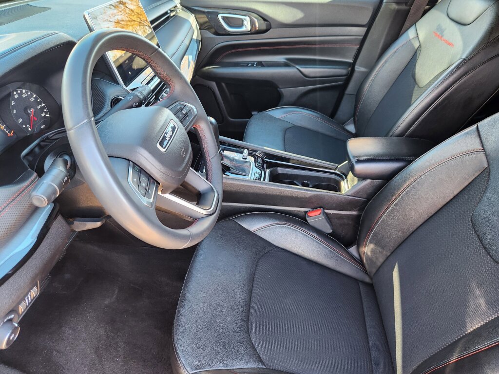 Used 2023 Jeep Compass Trailhawk image 8