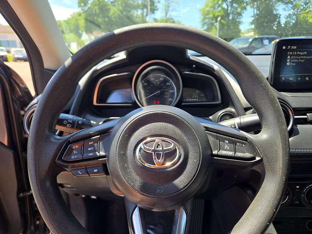 Used 2019 Toyota Yaris LE FWD image 22