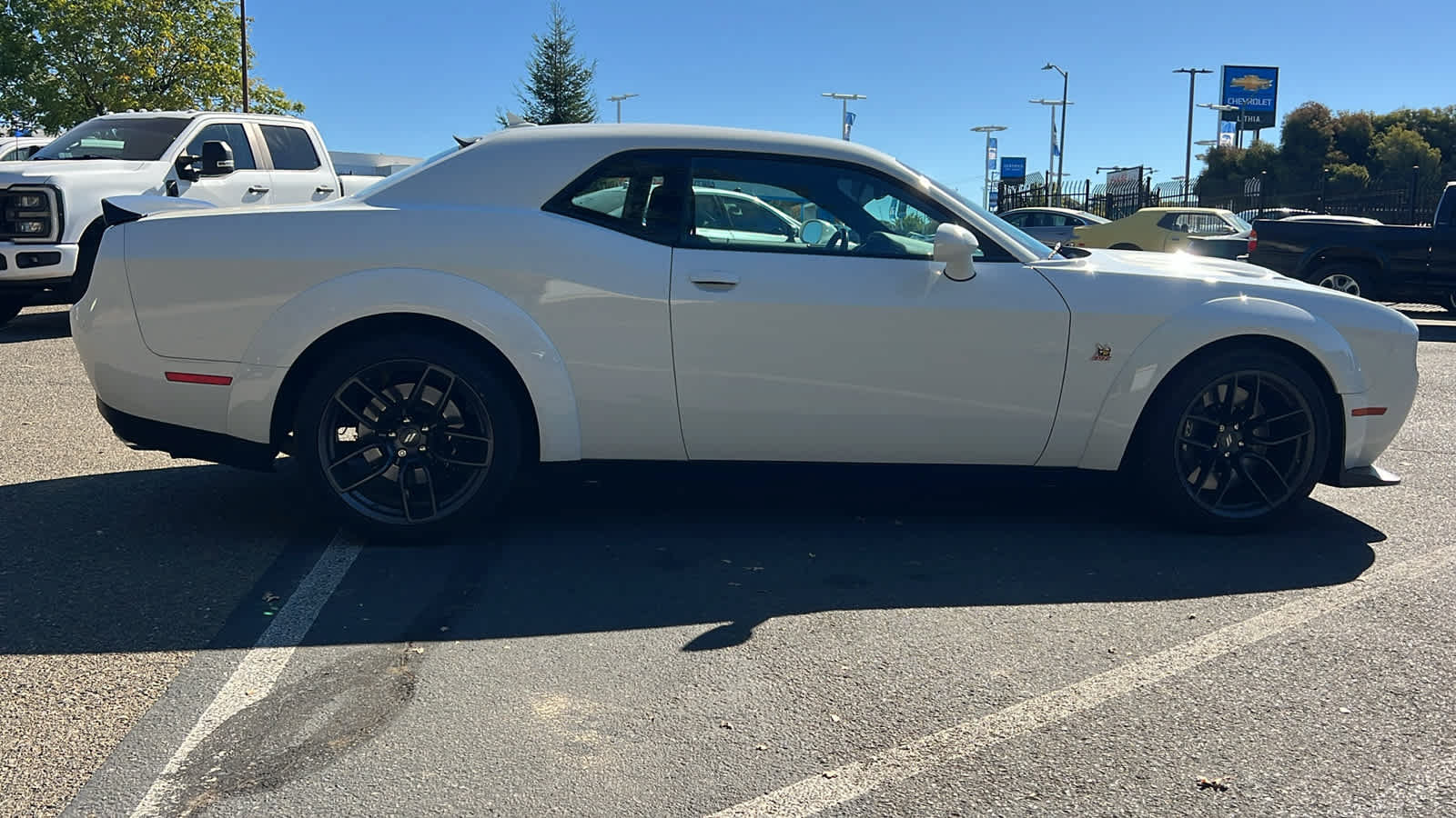Used 2021 Dodge Challenger R/T Scat Pack RWD image 4