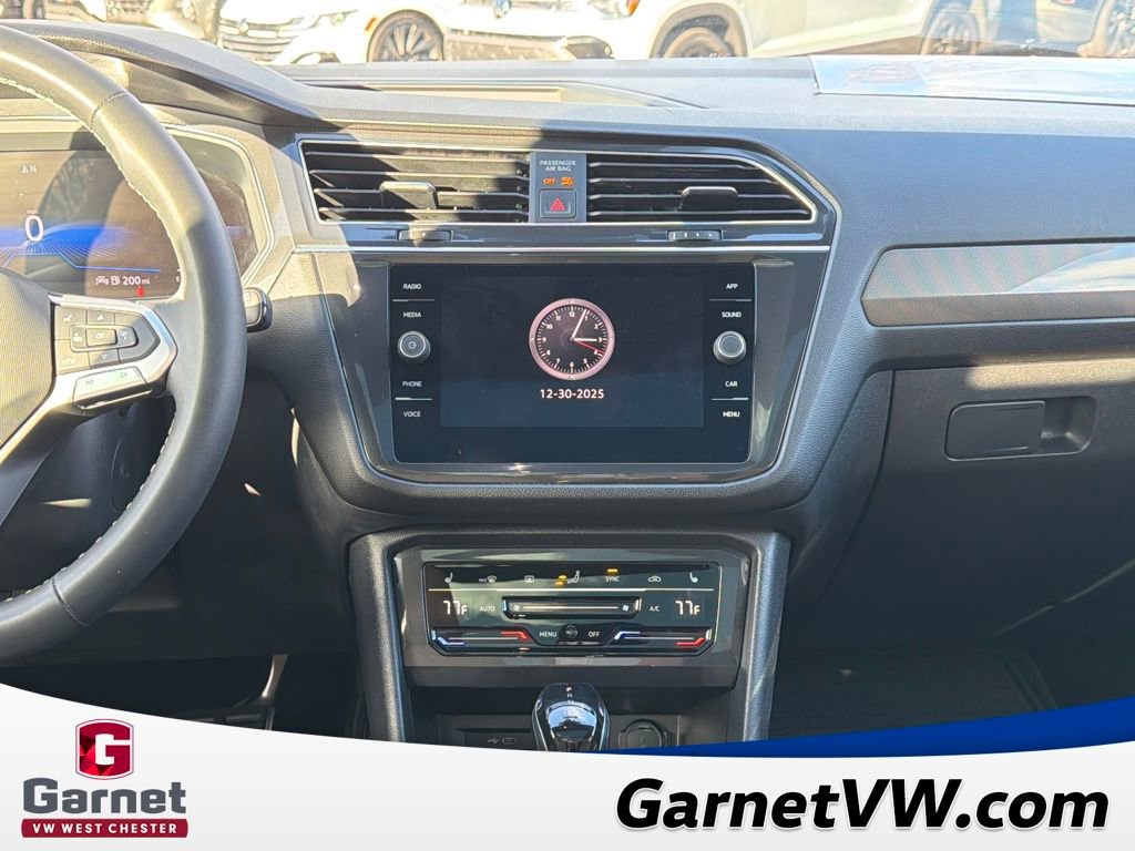 Certified 2023 Volkswagen Tiguan SE R-Line image 19