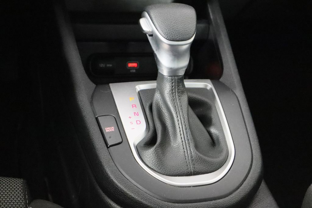 Used 2024 Kia Forte LXS image 13