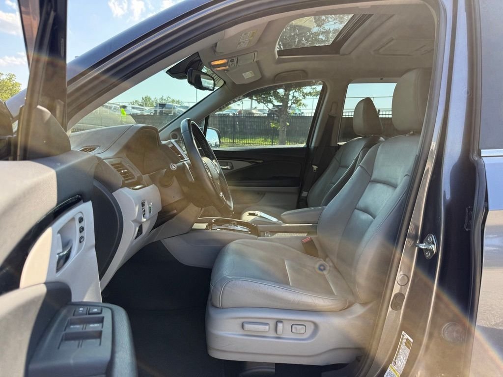 Used 2016 Honda Pilot Touring image 20