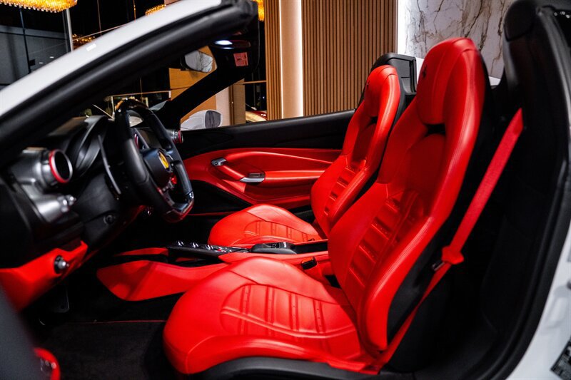 Used 2021 Ferrari F8 Tributo RWD image 15