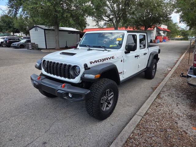 Certified 2025 Jeep Gladiator Mojave w/ Convenience Group AWD/4WD image 3
