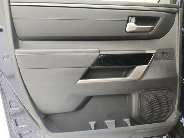 Used 2024 Toyota Tundra Limited image 9