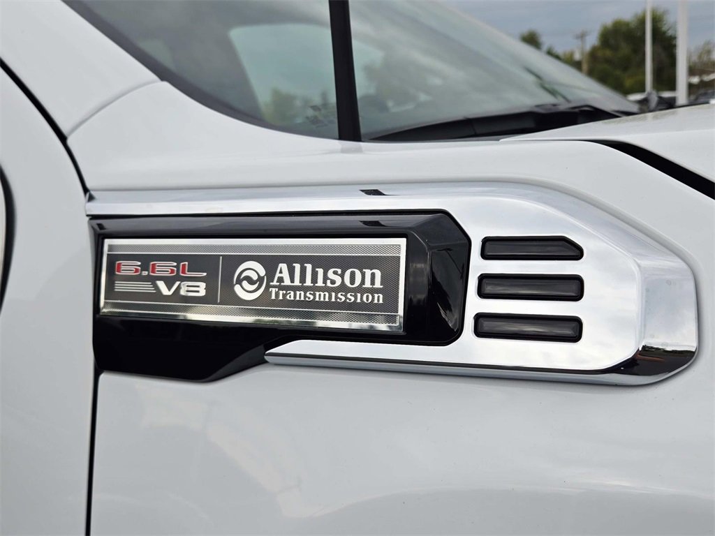 New 2026 GMC Sierra 2500 SLT w/ SLT Premium Package image 23