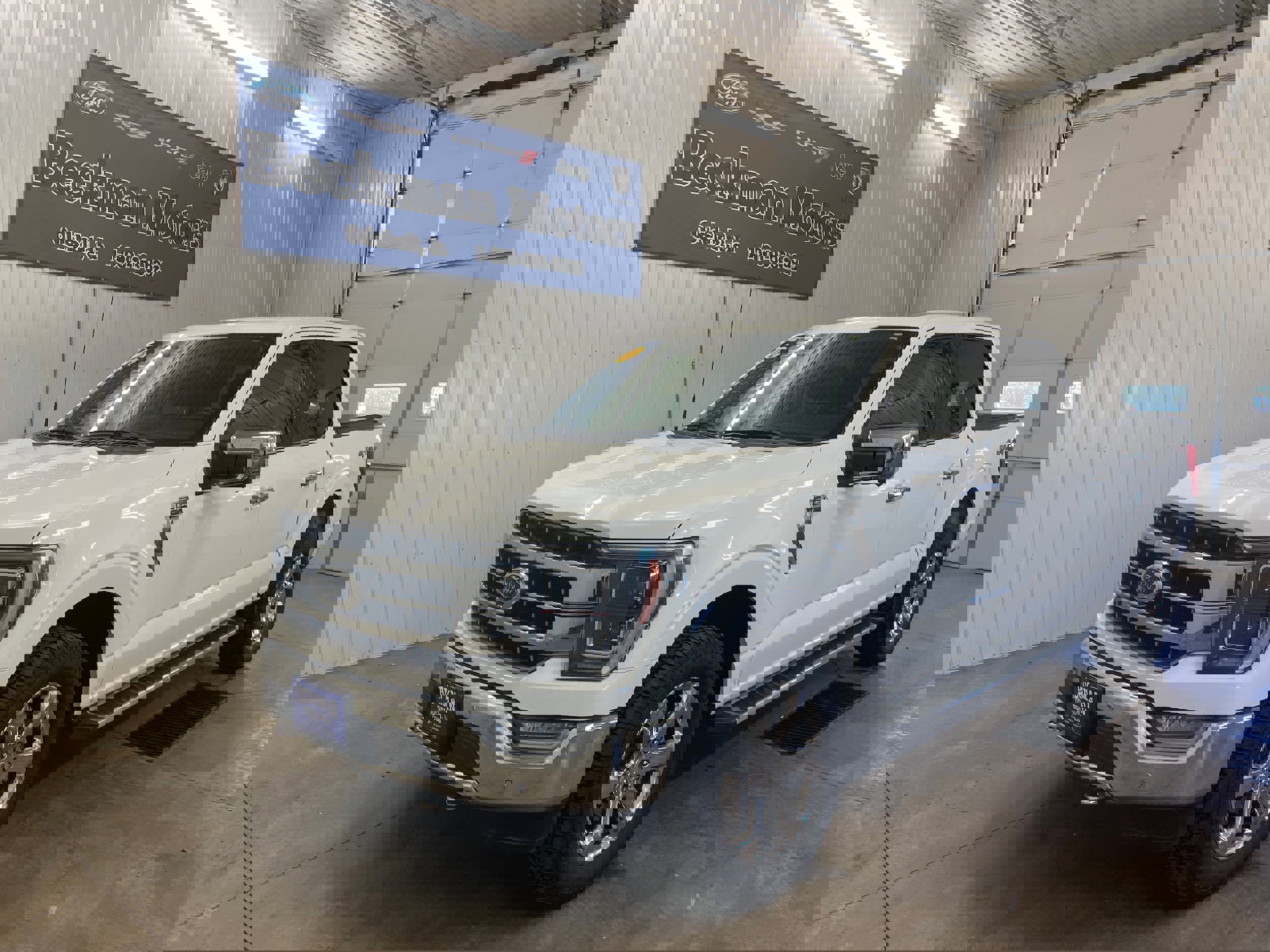 Used 2022 Ford F150 Lariat w/ Equipment Group 502A High image 1