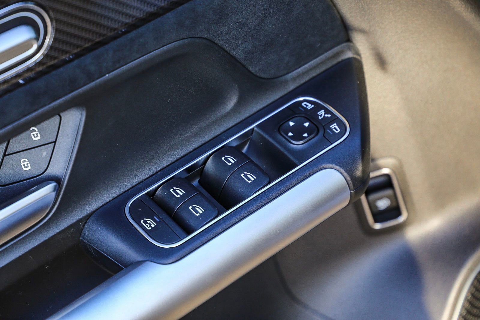 New 2025 Mercedes-Benz GLA 35 AMG 4MATIC image 28