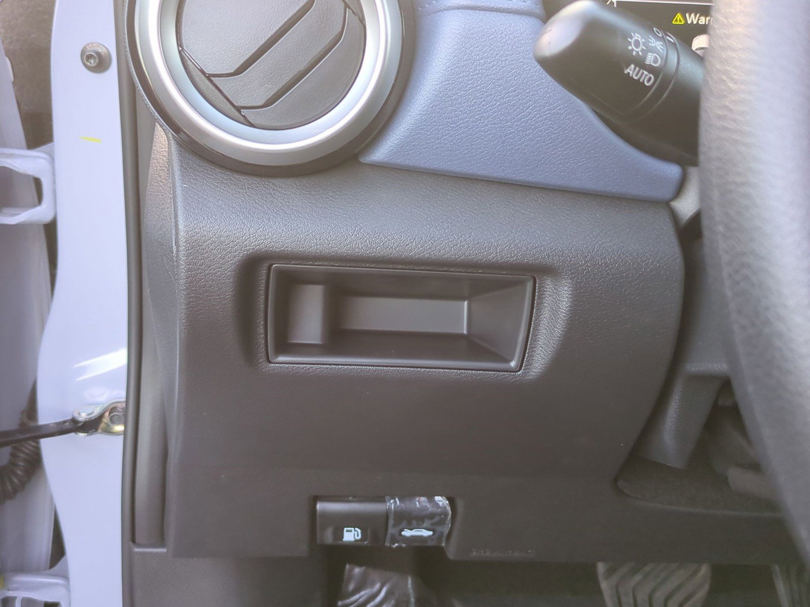 New 2025 Nissan Versa SV w/ Trunk Package image 13