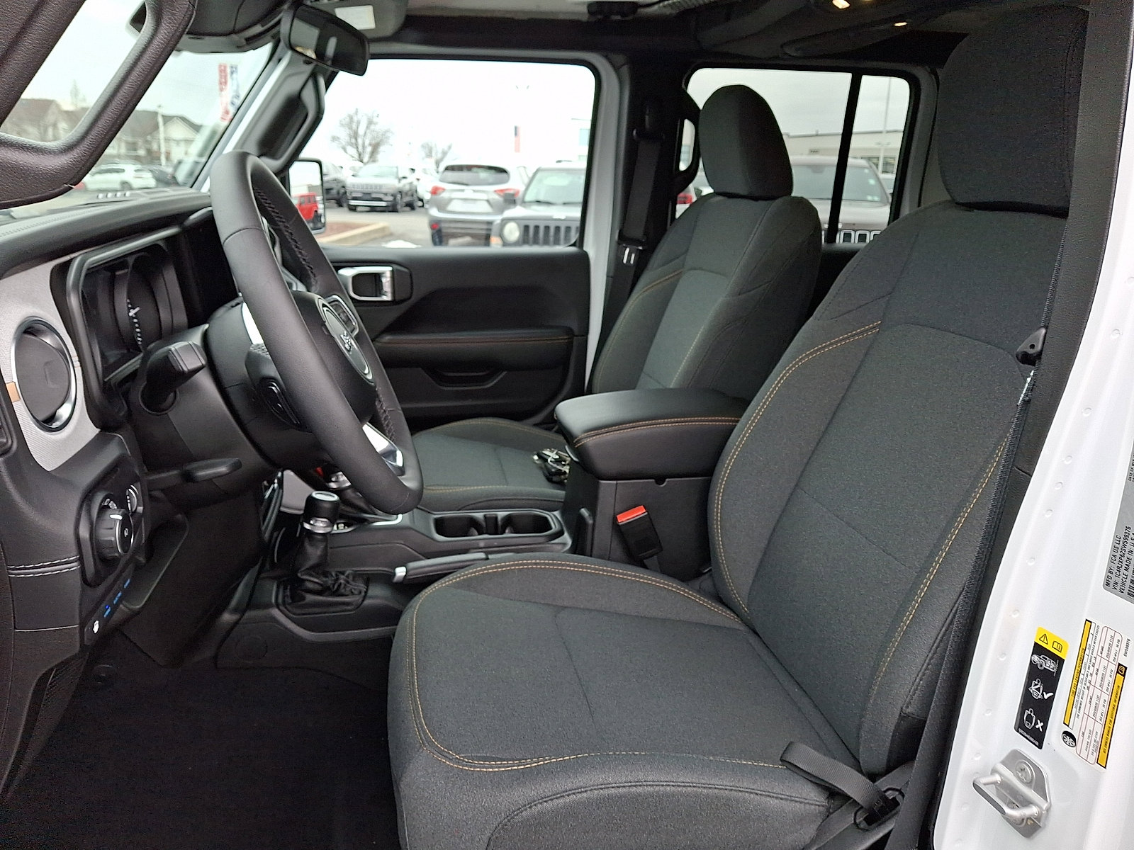 Certified 2025 Jeep Wrangler Unlimited Sahara w/ Safety Group image 13