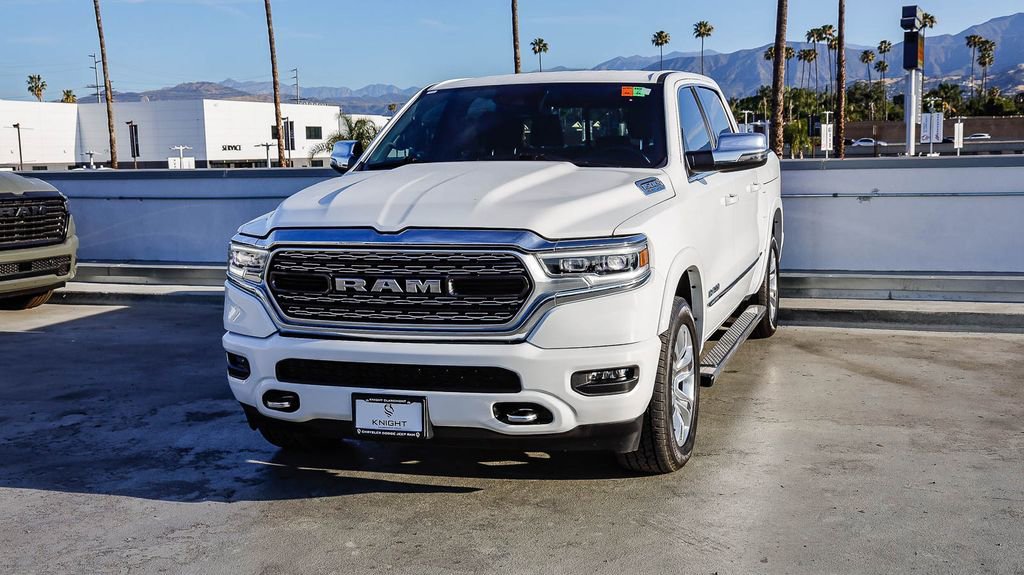 Used 2024 RAM 1500 Limited w/ Body Color Bumper Group AWD/4WD image 4
