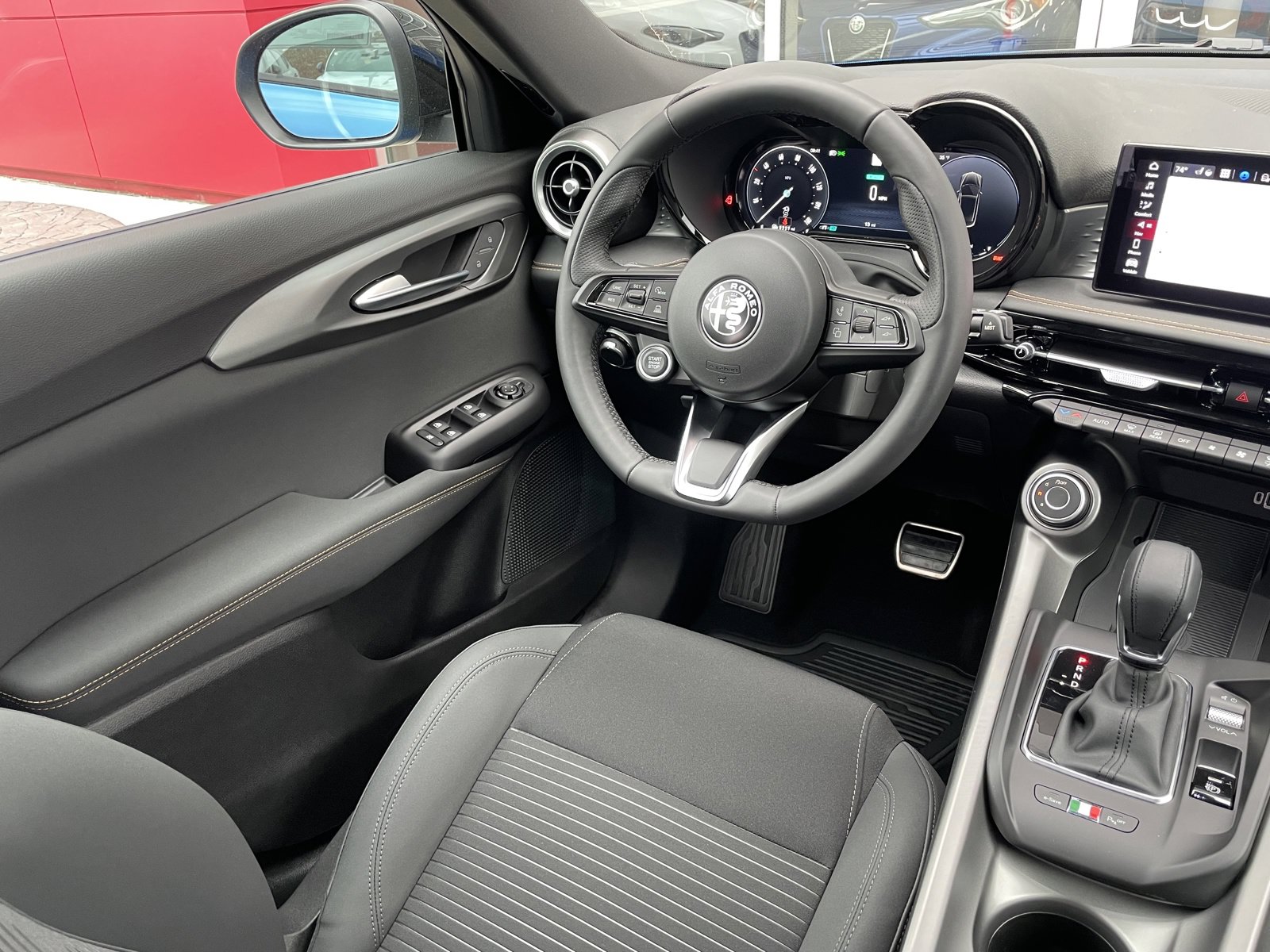 New 2025 Alfa Romeo Tonale AWD/4WD image 26