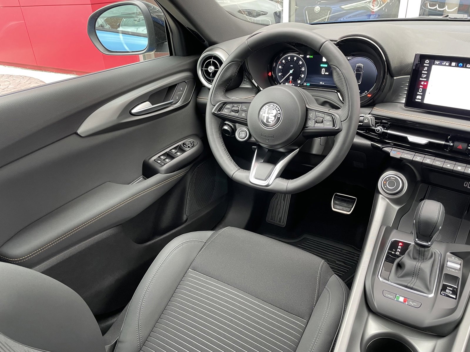 New 2025 Alfa Romeo Tonale image 26