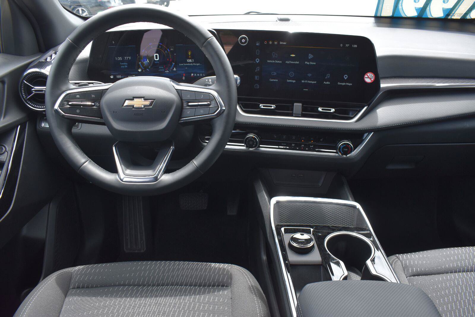 Used 2026 Chevrolet Equinox LT AWD/4WD image 18