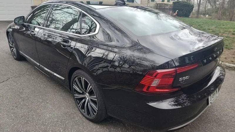 Used 2024 Volvo S90 B6 Plus AWD/4WD image 3