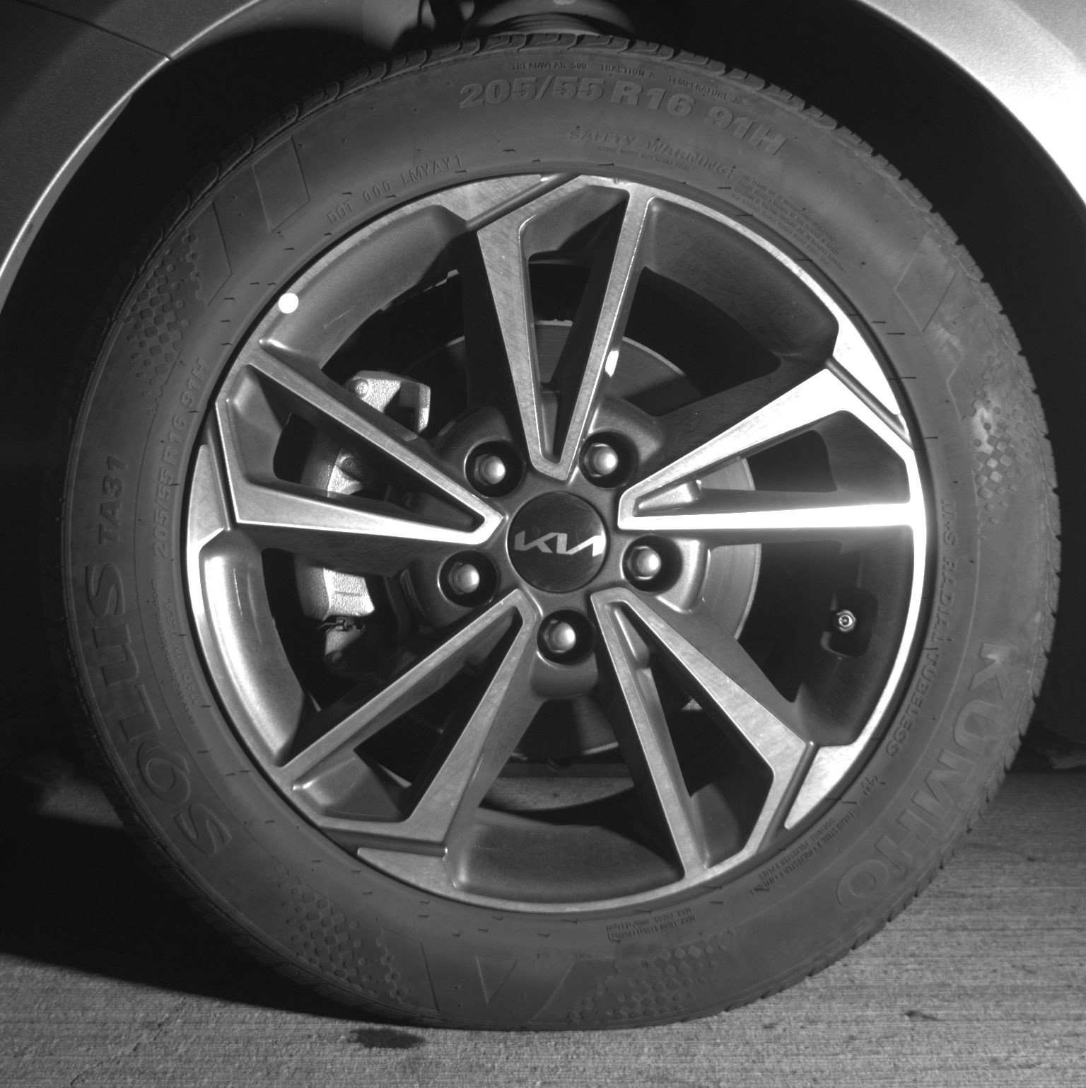 Used 2024 Kia Forte LXS image 17
