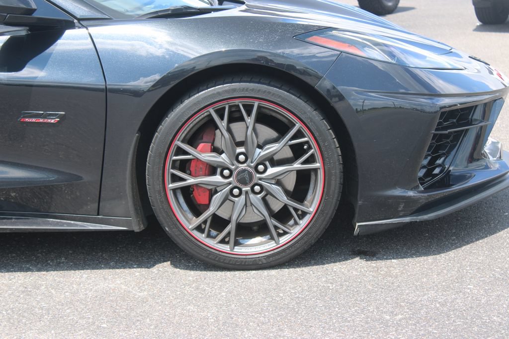 Used 2023 Chevrolet Corvette Stingray Premium Cpe w/ Z51 Performance Package RWD image 12