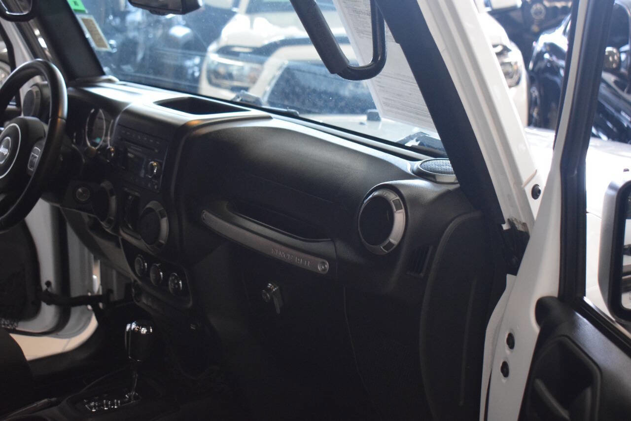 Used 2015 Jeep Wrangler Unlimited Sport w/ Quick Order Package 24S image 36