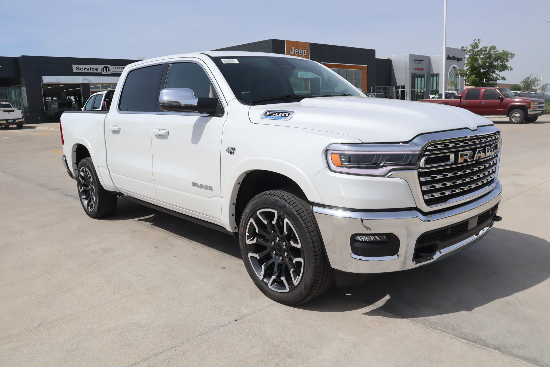 New 2026 RAM 1500 Limited w/ Bed Utility Group AWD/4WD 360° Tour