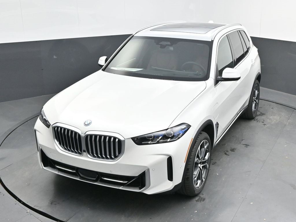 New 2026 BMW X5 xDrive50e image 44