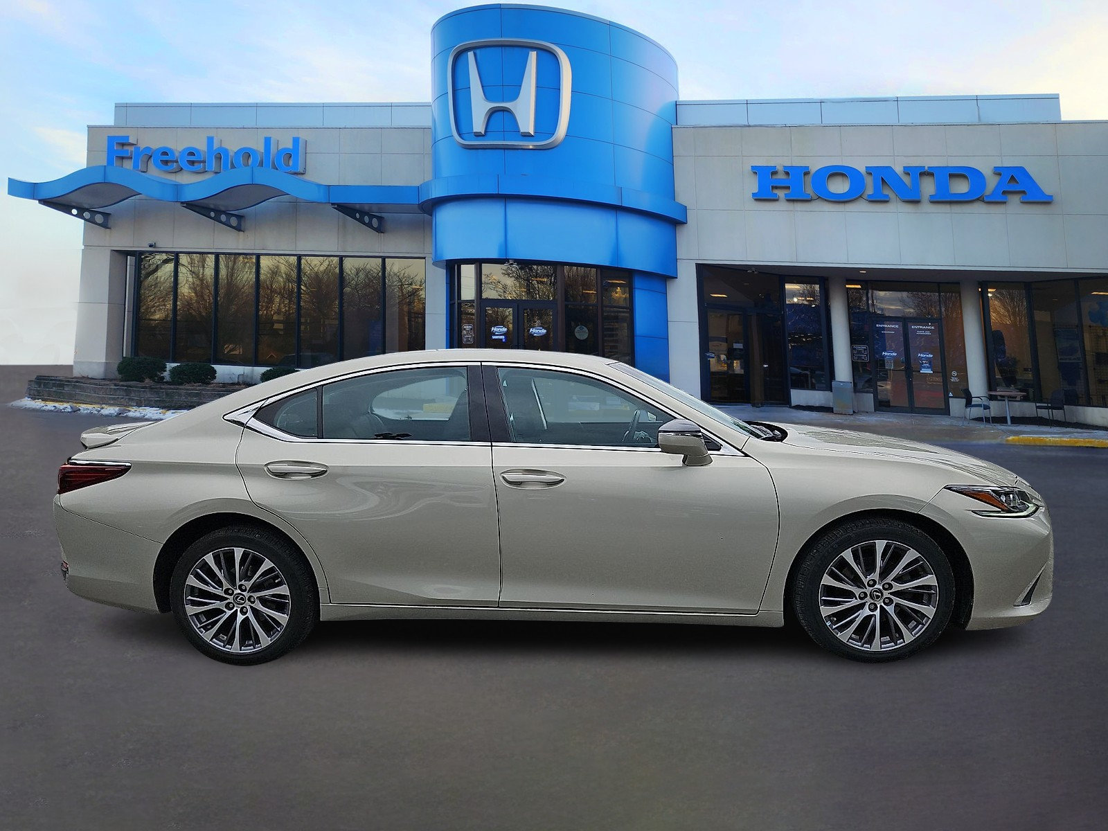 Used 2021 Lexus ES 250 w/ Premium Package AWD/4WD image 7