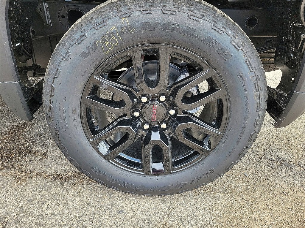 New 2026 GMC Sierra 1500 Pro w/ Graphite Edition image 10