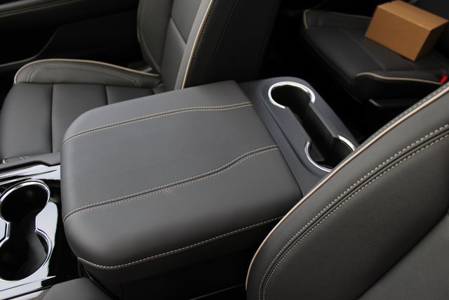 New 2026 GMC Yukon Elevation w/ Elevation Premium Package image 29